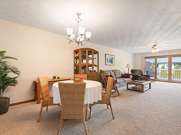 4th image of 6524 Stonehill Way