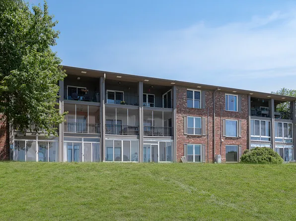 4934 Allisonville Rd Unit F, Indianapolis, IN 46205