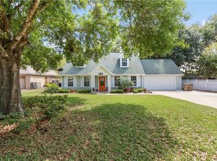 10634 Summit Square Dr, Leesburg, FL 34788