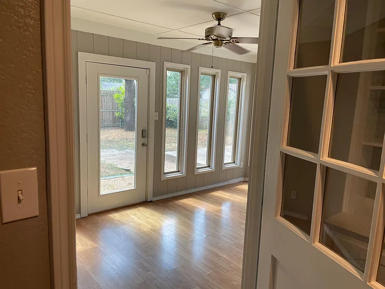 3710 Moselle Dr — Photo 11