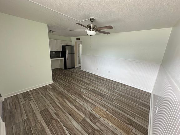 5th image of 307 Adams Ave APT 10