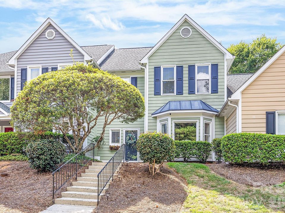 1st image of 5933 Fitzwilliams Ln