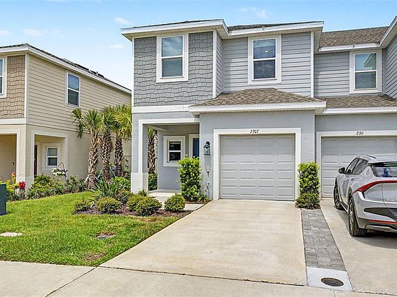 2nd image of 2307 Paravane Way