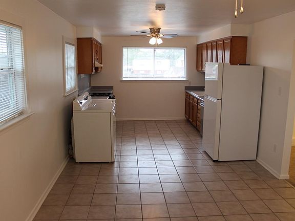 Kitchen-Living Room