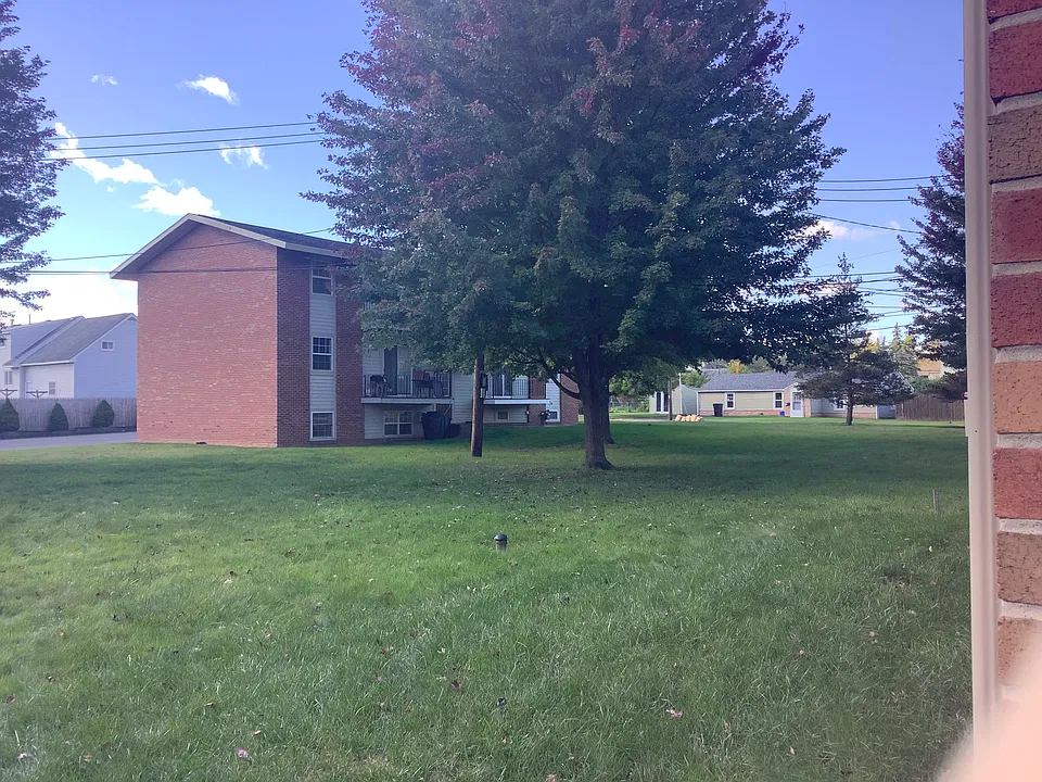 740 North Ave #5