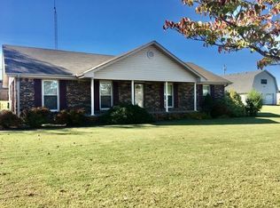 1110 Valley St, Muscle Shoals, AL 35661
