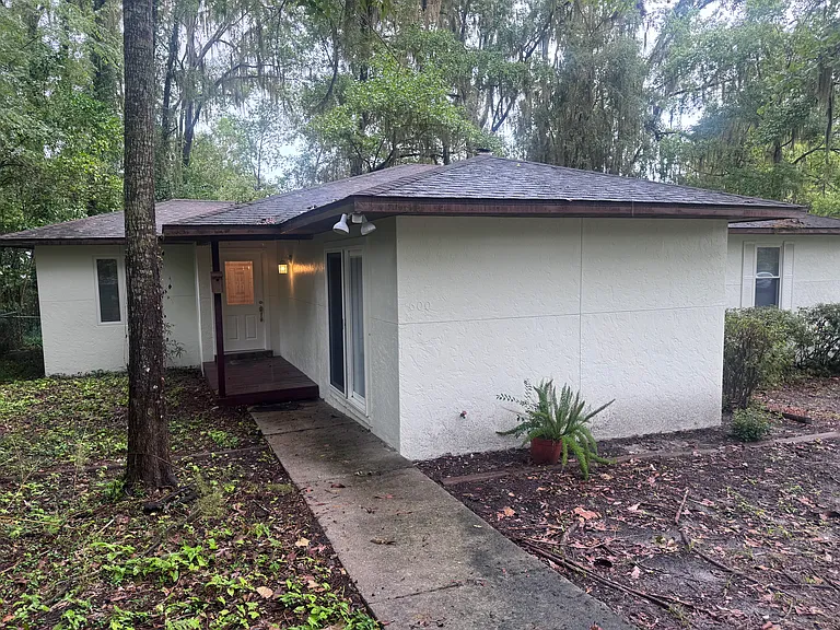600 NW 101st St — Photo 14
