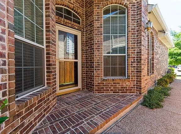 2nd image of 9720 Hathman Ln