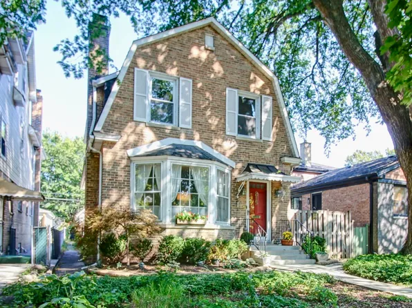 215 Brown Ave, Evanston, IL 60202