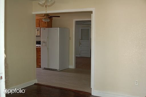 3rd image of 300 Lake Park Ave
