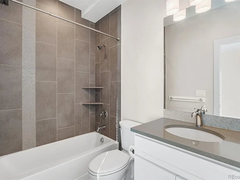 1245 Utica St #103 — Photo 27