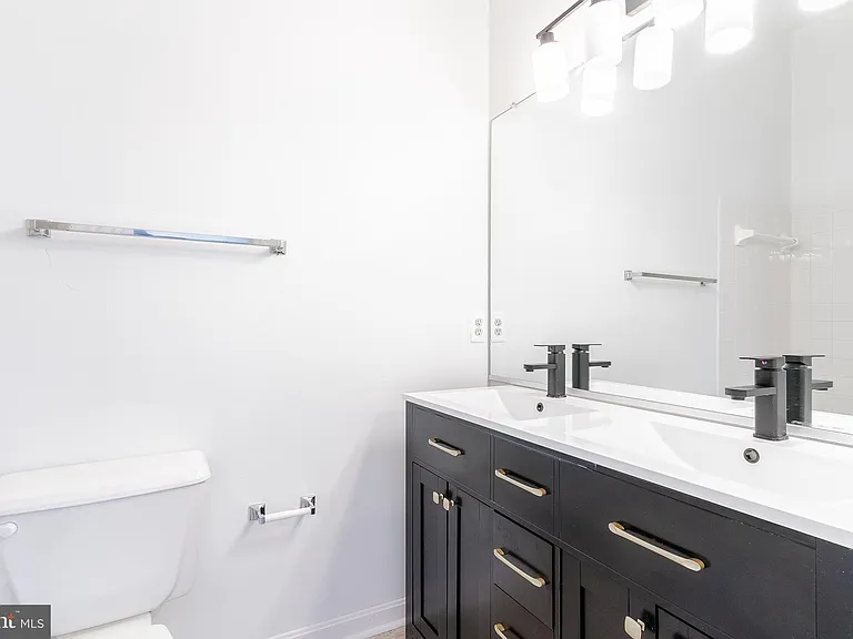 3290 Gina Pl — Photo 31