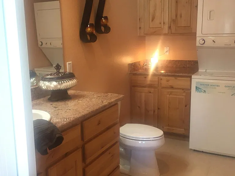 2712 S 185th Dr — Photo 9