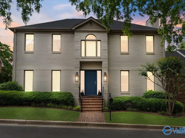 42 Saint Charles Sq SE, Huntsville, AL 35801