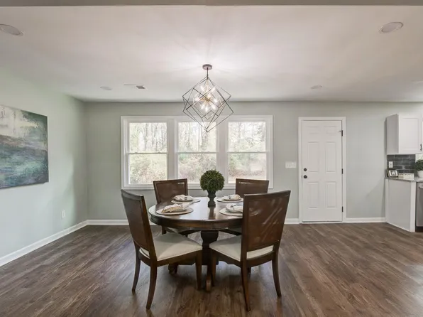 206 Georgia Ln, Lexington, SC 29072