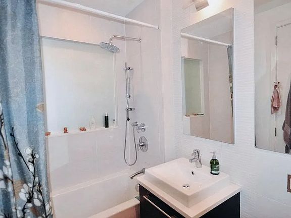 5th image of 101 N 5th St APT 3J
