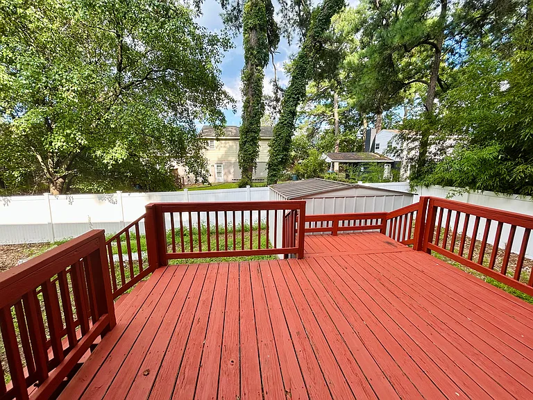 3412 Sale Dr — Photo 25