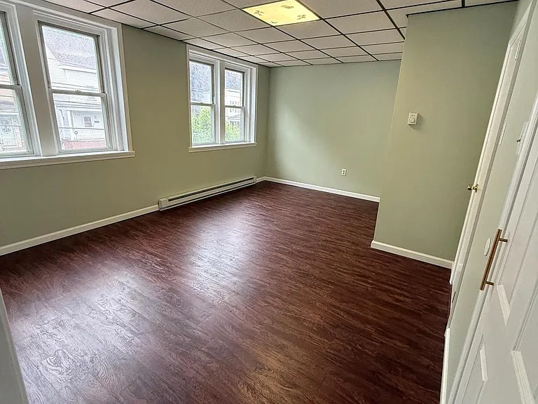 132 E Main St #2 — Photo 10