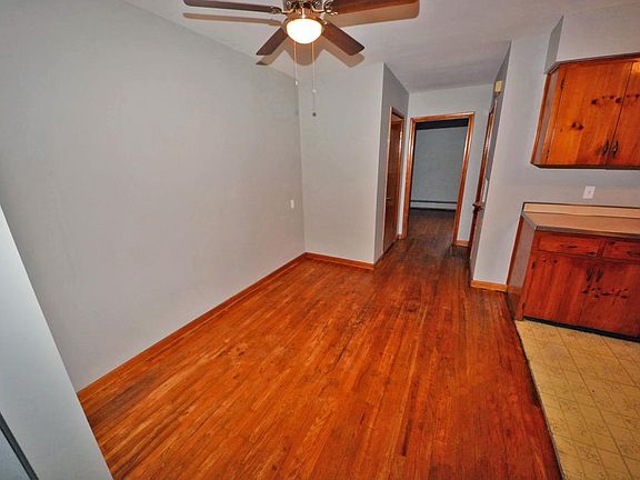 4th image of 6524 Glade Ave APT 1