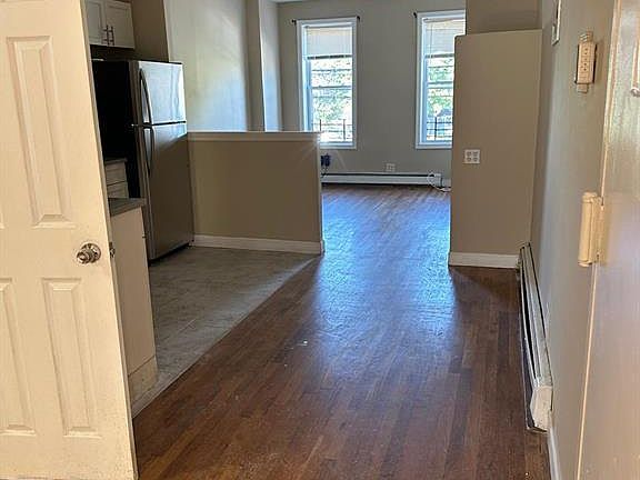 5th image of 980 Sutter Avenue