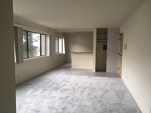 2nd image of 250 Parnassus Ave