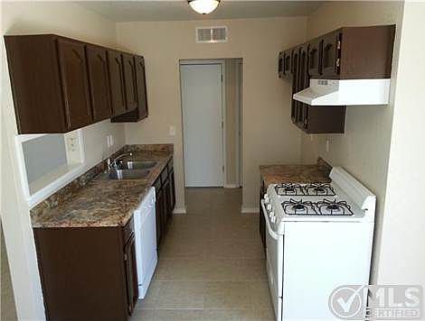 4th image of 12461 Kari Anne Dr