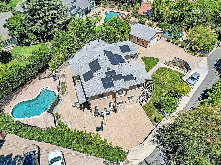 1217 Olive La Canada — Photo 34