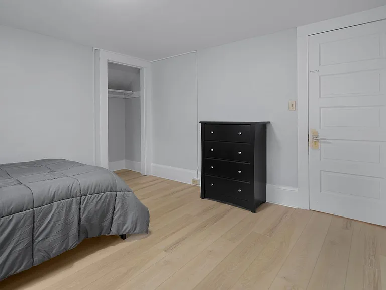 104 Harvard Pl — Photo 197