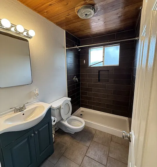 42995 Sunset Dr — Photo 3