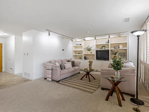 560 E South Temple APT 508, Salt Lake City, UT 84102