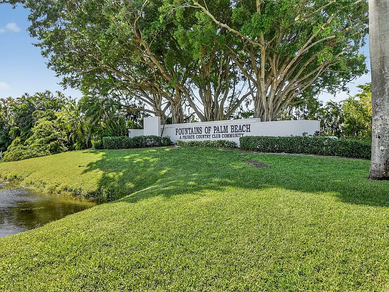 4080 Tivoli Ct #206 — Photo 48