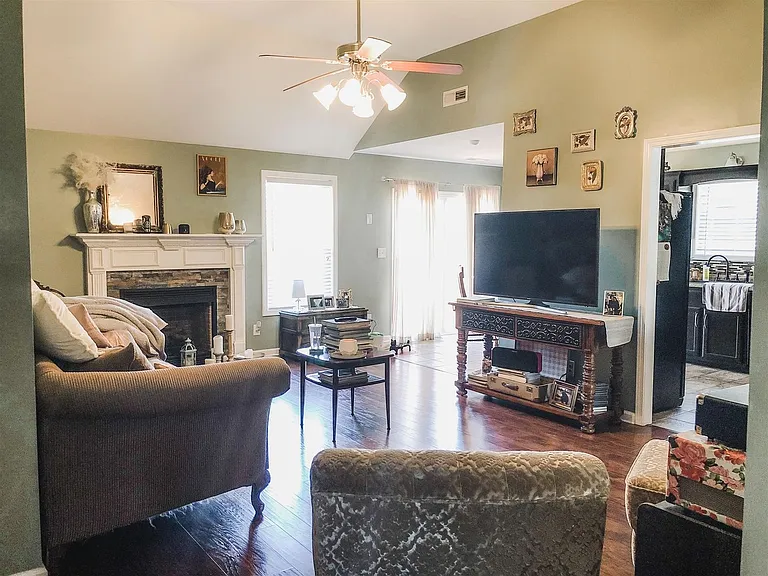 2628 Arthurs Ct — Photo 6