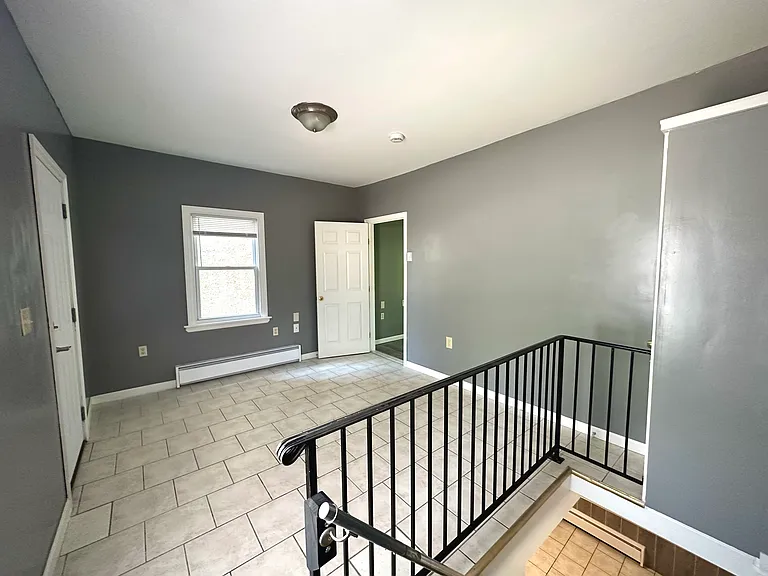 51 Yale Ave — Photo 8