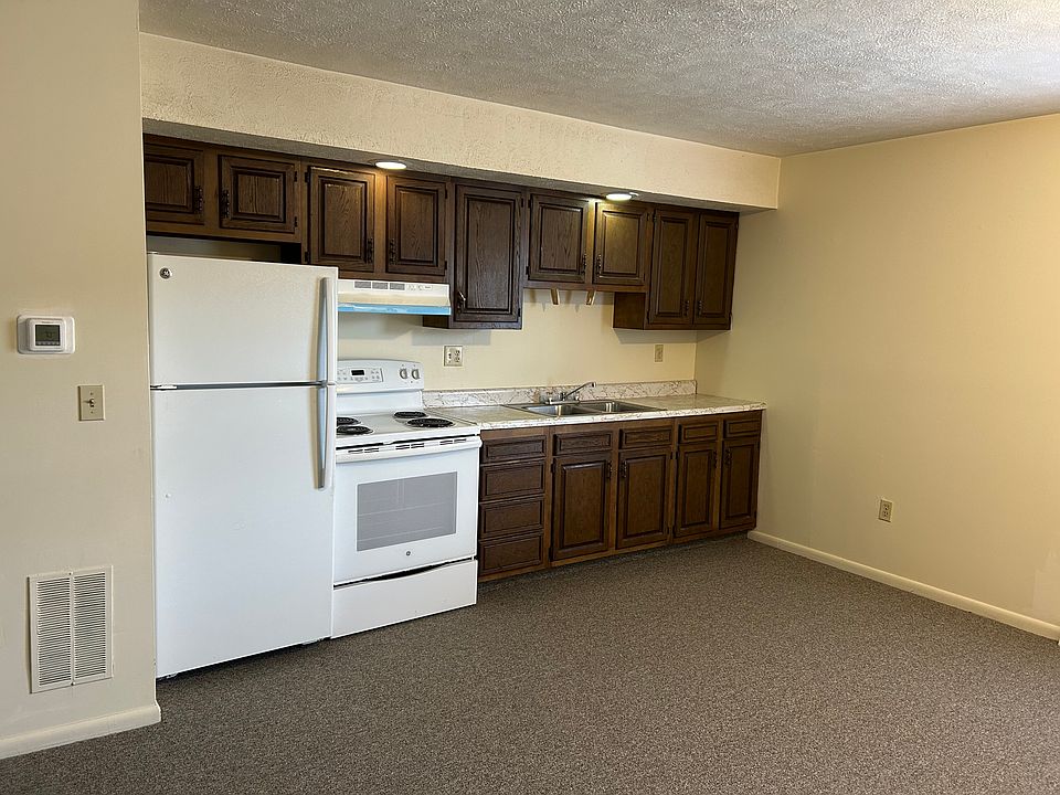 1st image of 606 Hill St #2