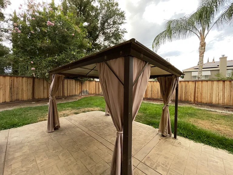 702 Quail Run Cir — Photo 52