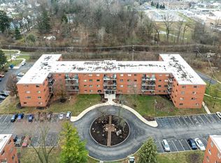 2937 Westbrook Dr #A-211, Fort Wayne, IN 46805