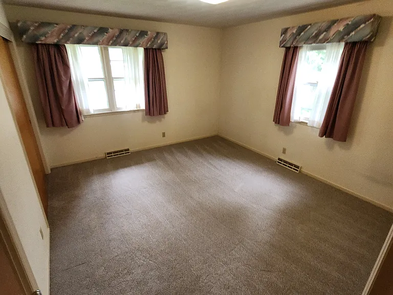 2230 Carberry Dr — Photo 30