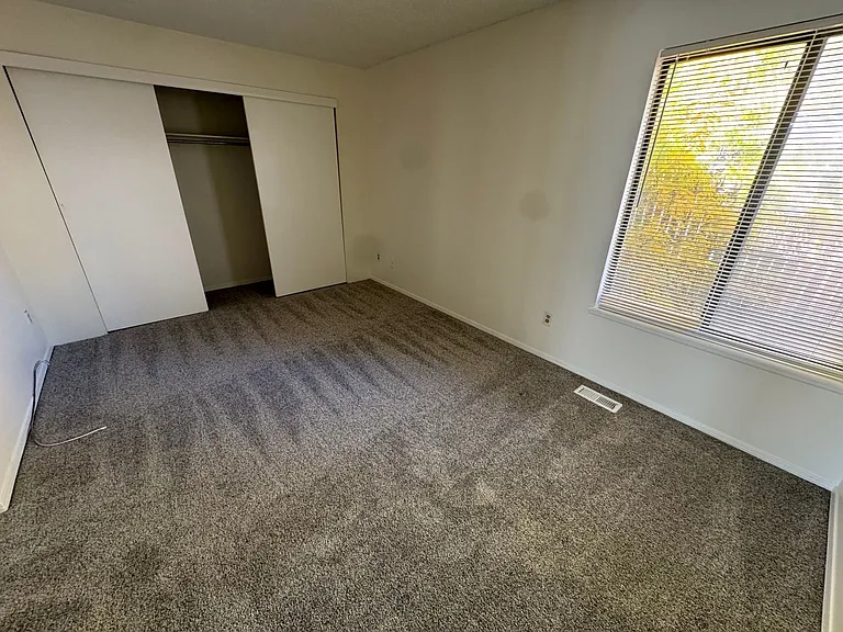 3839 S Evanston St — Photo 14