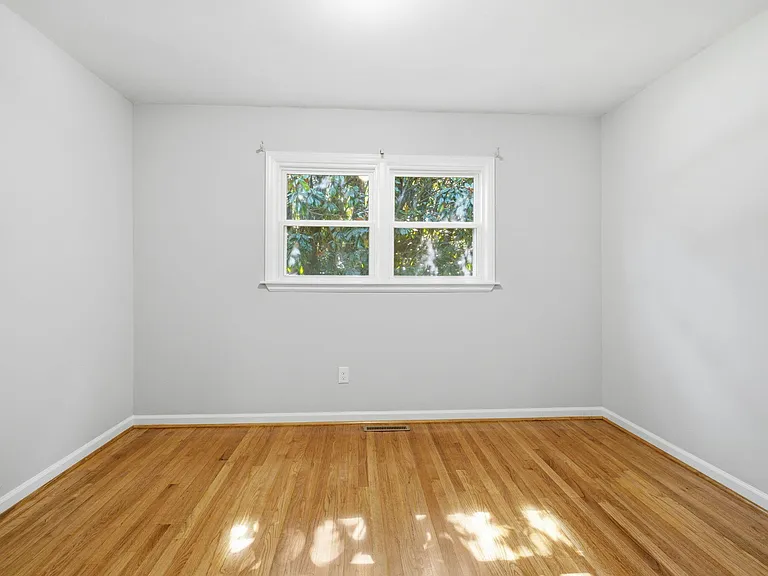 119 Waldrop St — Photo 17