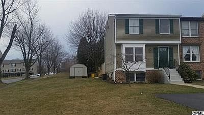 1st image of 695 S 82nd St