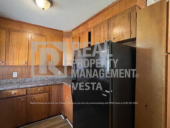 5th image of 111 Windsor Dr