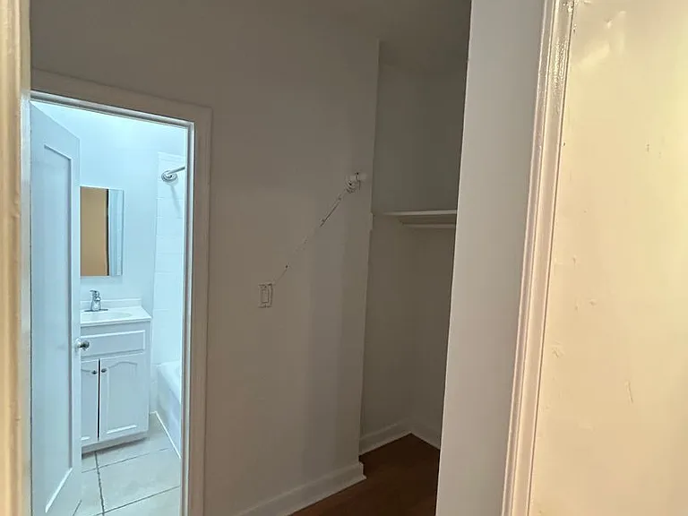 Val D' Kingsley LLC — Photo 30