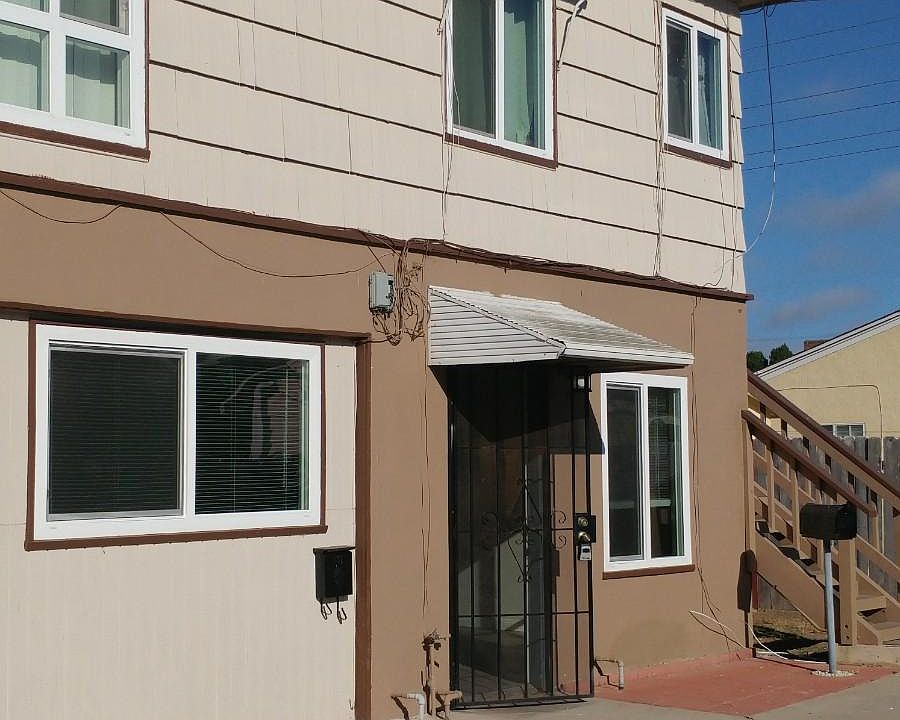 1st image of 89 Woodlawn Ave APT A