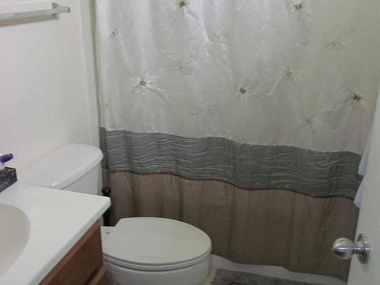 6103 Rockefellar Ct — Photo 9