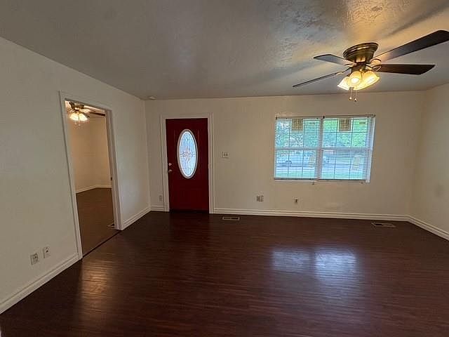 1st image of 1540 SW 43rd St