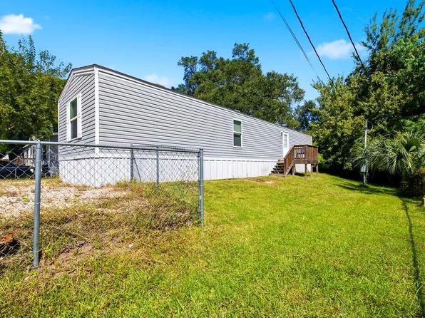 269 24th Ave, Apalachicola, FL 32320