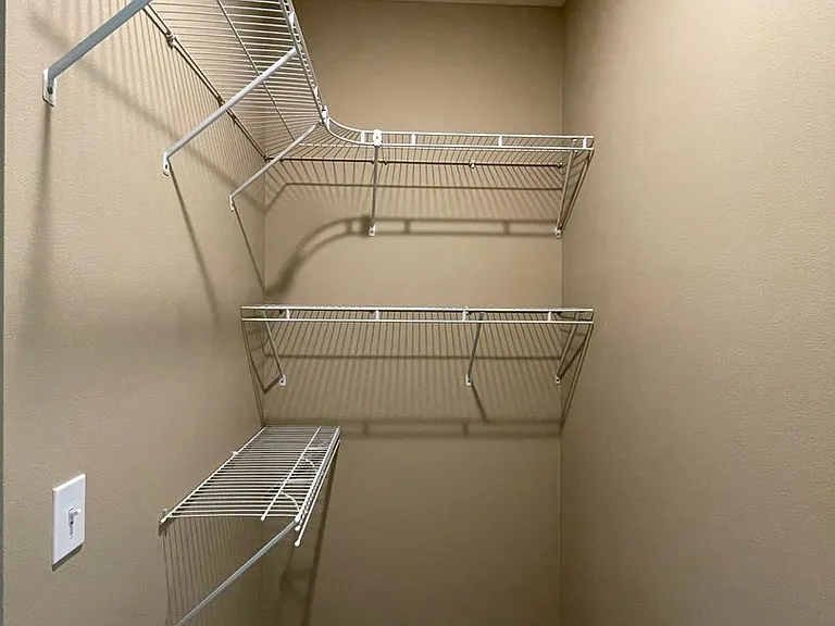 Grasslands Apartments — Photo 38