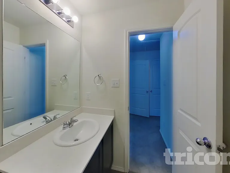 5672 McClelland St — Photo 12