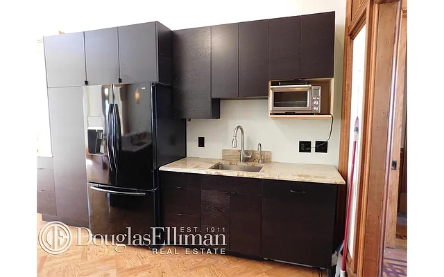 Rented by Douglas Elliman | media 7