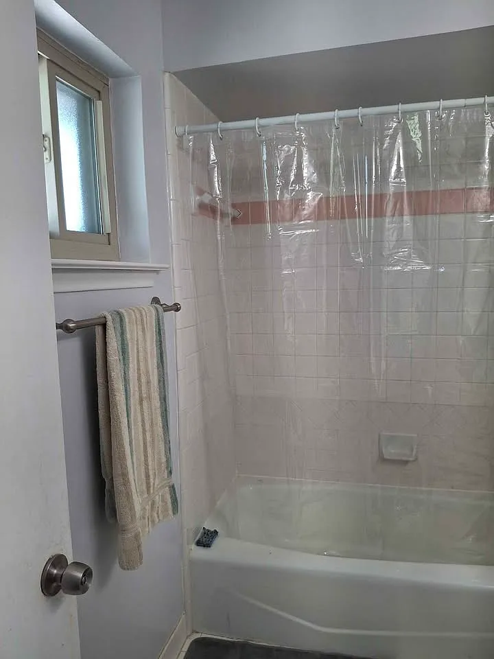 2 bed, 1150 sqft, $900 — Photo 3